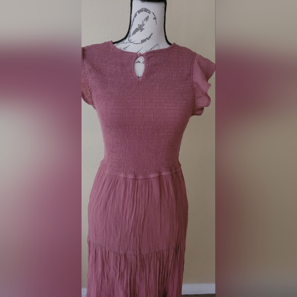 MAUVE KEY HOLE DRESS - Picture 4 of 6